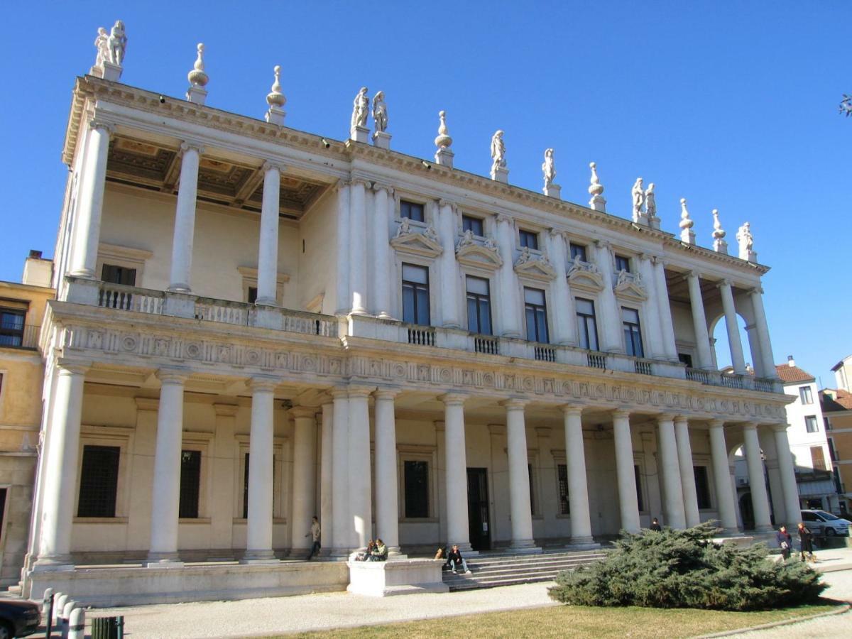 Casa Giorgia - Nel Cuore Di Βιτσέντζα Εξωτερικό φωτογραφία